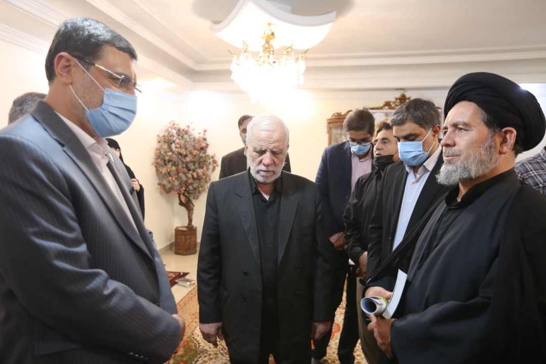 دیدار رئیس بنیاد شهید و امور ایثارگران با خانواده شهید ترور «حسن صیاد خدایی»