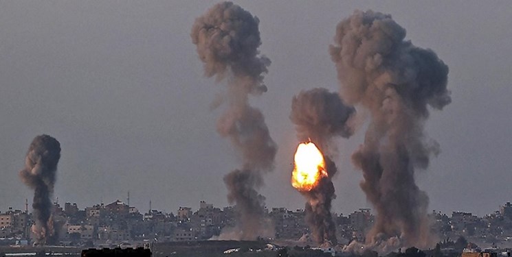  ریختن 16 تن بمب بر سر مردم غزه در اولین روز حمله به این منطقه