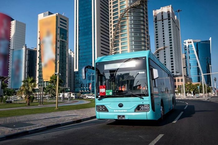 استفاده از اتوبوس‌های برقی برای تماشاگران در قطر