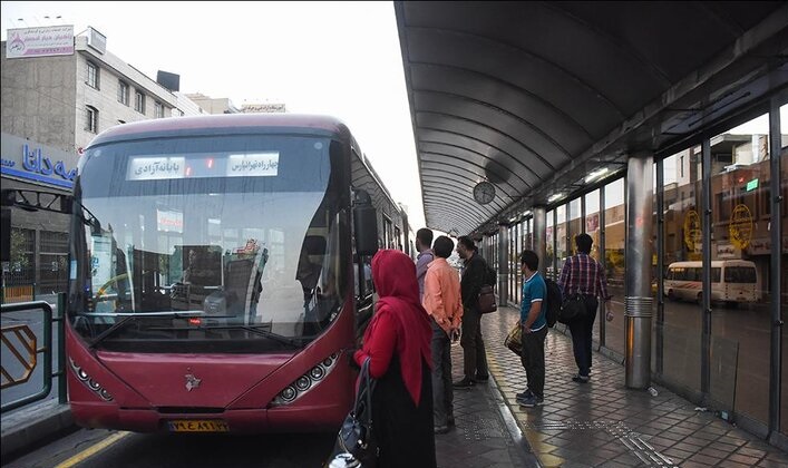 مذاکره با 5 خودروساز به منظور تامین اتوبوس‌/ تحویل 300 اتوبوس سه کابینه در تهران