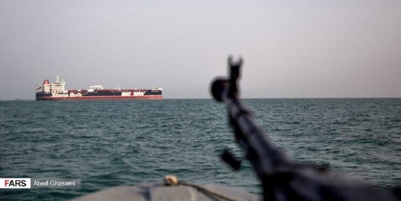 توقیف نفتکش حامل سوخت قاچاق در خلیج فارس توسط سپاه