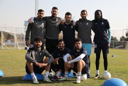 پیکانی‌ها برای پرسپولیس ژست گرفتند
