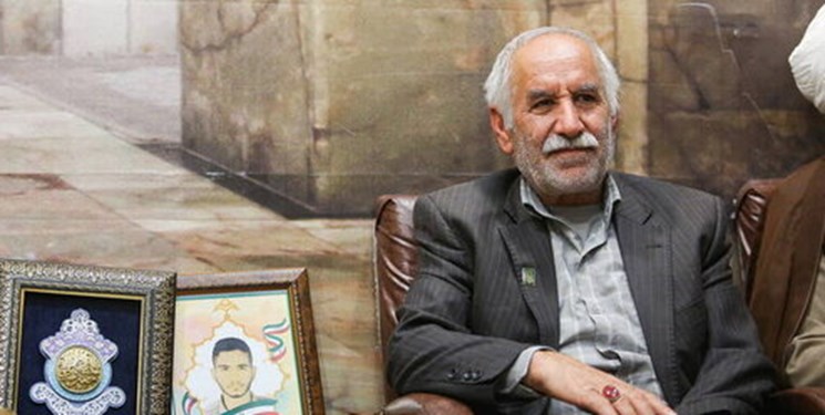 پدر شهید عجمیان: مردم در نهم دی نشان دادند که از وطن‌شان دفاع می‌کنند