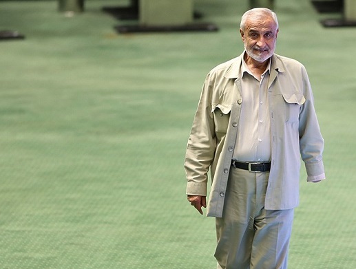 نادران در صحن علنی مجلس تحصن کرد