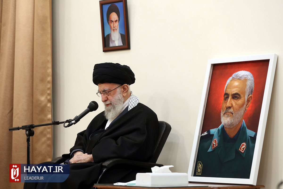 گزارش تصویری/ دیدار خانواده و اعضای ستاد بزرگداشت سردار سلیمانی با رهبر انقلاب