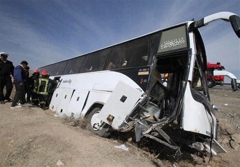 واژگونی اتوبوس در مسیر سفیدآبه به زاهدان 16 مصدوم بر جا گذاشت