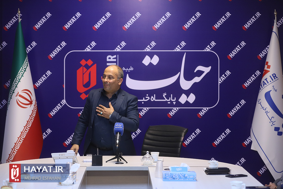 گزارش تصویری/ گفتگوی «حیات» با سرپرست هیات گلف استان تهران