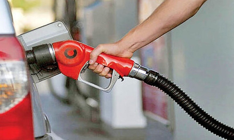 شرکت پالایش و پخش فرآورده‌های نفتی: افزایش قیمت بنزین در سال آینده صحت ندارد