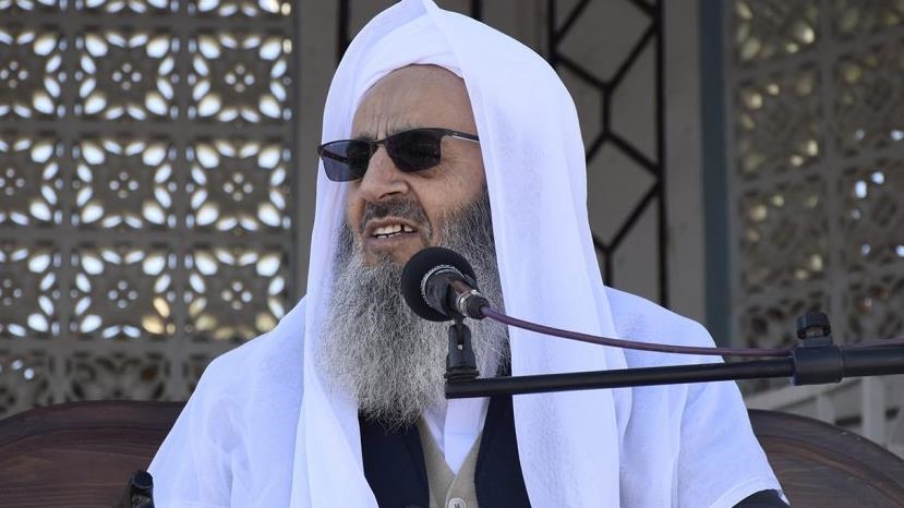 «عبدالحمید» بگوید بر چه مبنا از فرقه انگلیسی ساخته بهائیت دفاع می‌کند؟

