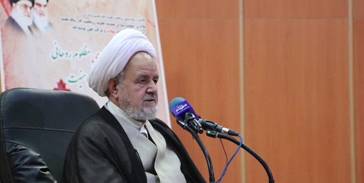   هدف جنگ نرم تسلط بر ذهن و افکار عمومی است 