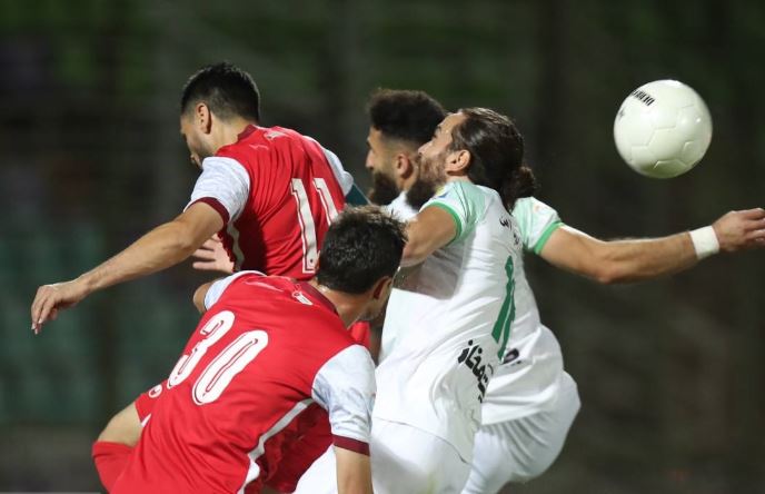 پرسپولیس یک - ذوب‌آهن 0/ سرخ ها در صدر فاصله گرفتند