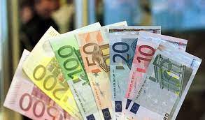 نرخ دلار ثابت و یورو افزایش یافت