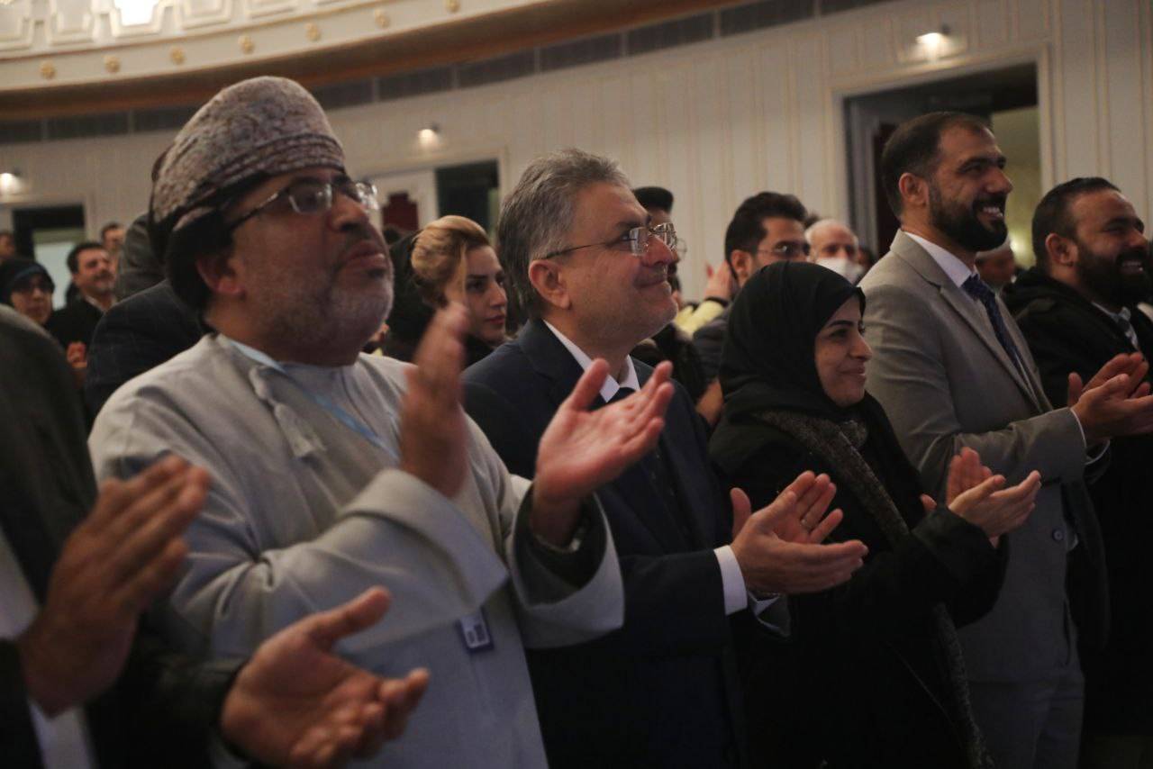سفیر عمان در تالار وحدت مهمان جشنواره بین‌المللی تئاتر فجر بود

