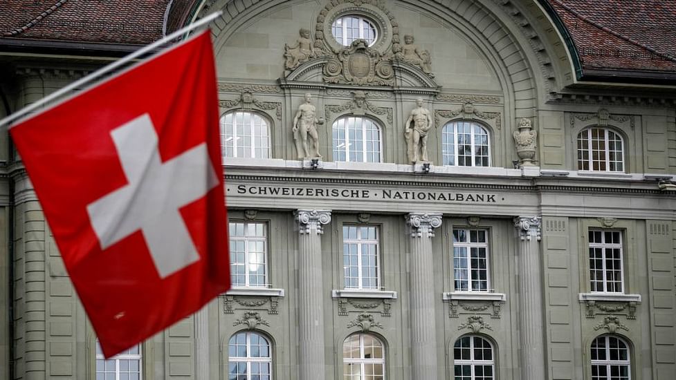 برنامه پارلمان اتحادیه اروپا برای تحریم سیستم بانکی سوئیس