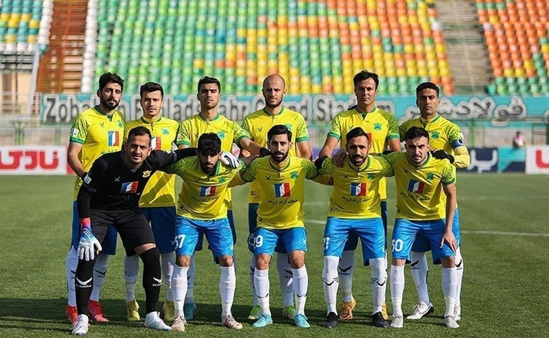 تیم فوتبال صنعت نفت به لیگ دسته اول سقوط کرد