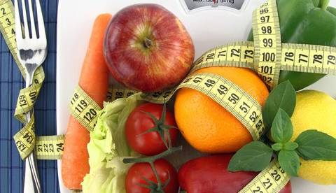مصرف کم میوه و سبزیجات منجر به سکته و بیماری قلبی می‌شود