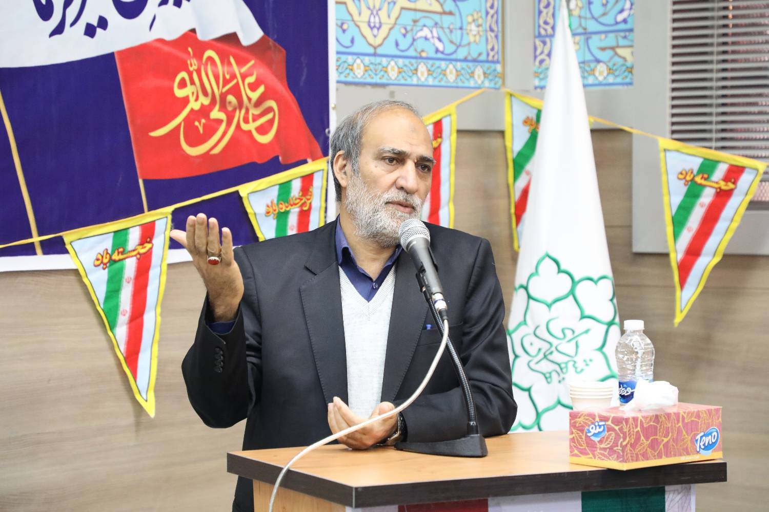 دستاورد انقلاب اسلامی برای کشور، استقلال و آزادی است
