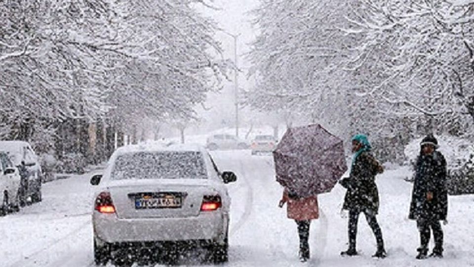 روایت مدل‌های جهانی از بارش 10 روز آینده ایران/ برف و بارات در پایتخت ادامه دارد