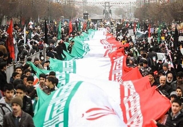 راهپیمایی سراسری 22 بهمن 1401 در سراسر کشور آغاز شد