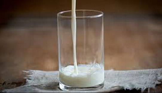 کودکان چقدر باید «شیر» بنوشند؟