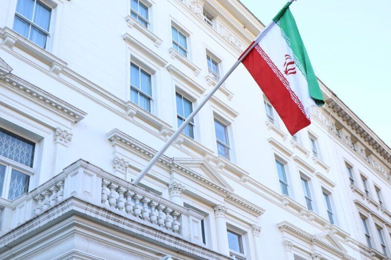 کاردار سفارت ایران برنامه ادعایی برای بستن سفارت انگلیس در تهران را رد کرد
