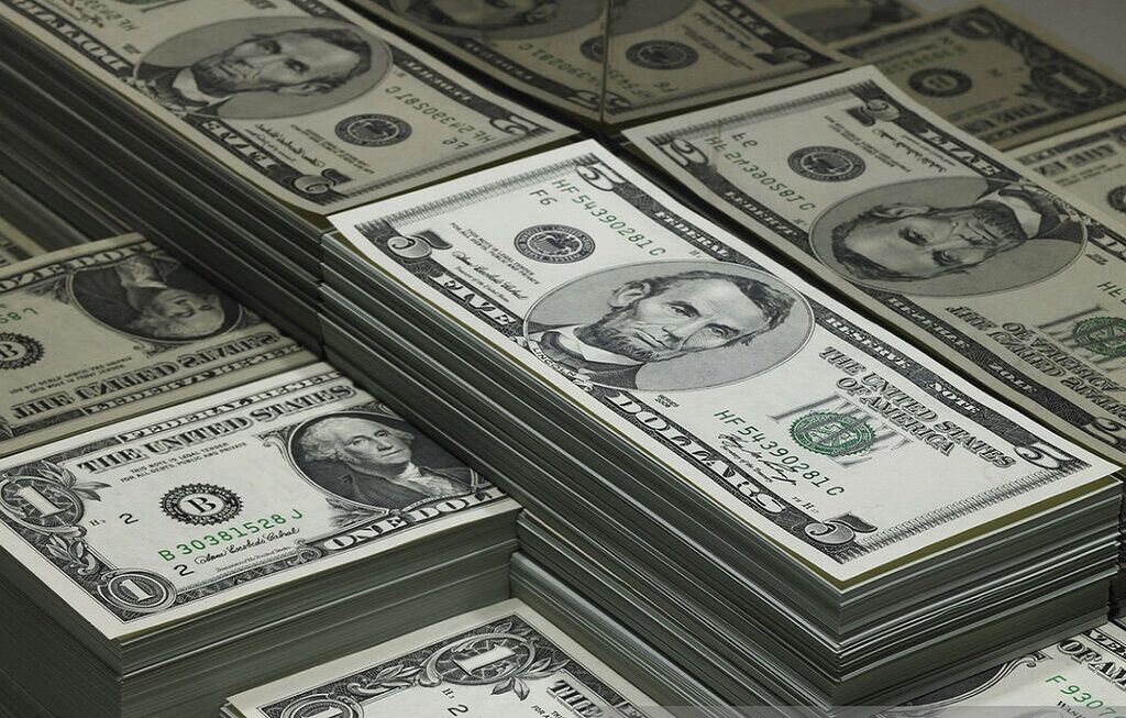 روند نزولی ارز شدت گرفت؛ بازگشت دلار به کانال 45 هزار تومان