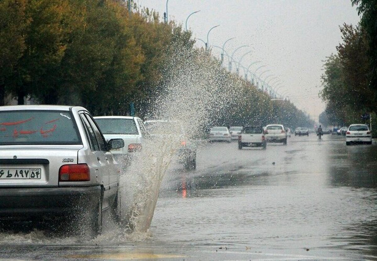 گزارش بارندگی در جاده‌های 12 استان؛ مسافران نوروزی احتیاط کنند