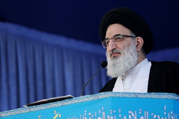 دشمنان ایران مجبور به عقب‌نشینی شده‌اند