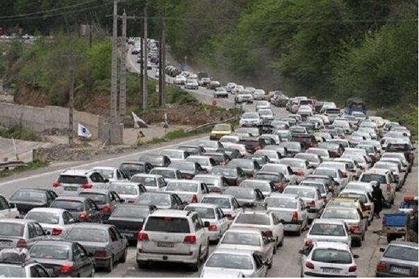 ترافیک سنگین در جاده هراز و آزادراه قزوین- رشت