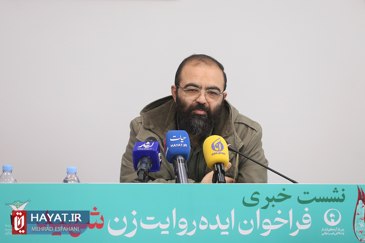 اجرای برنامه تحویل سال نو در 300 گلزار شهدا/ سال های آینده مزار شهدا میعادگاه مردم برای تحویل سال خواهد شد