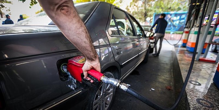 مصرف بنزین در 12 فروردین به 128 میلیون لیتر رسید
