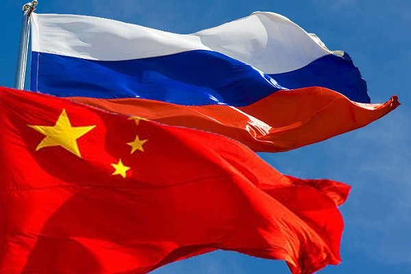 چین و روسیه دلار نفتی را به چالش می‌کشند