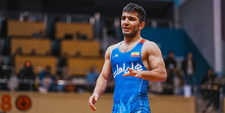 دادمرز اولین مدال طلا را به نام ایران در قزاقستان ضرب کرد