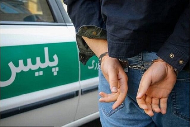دستگیری 2 گوشی‌قاپ در مشهد
