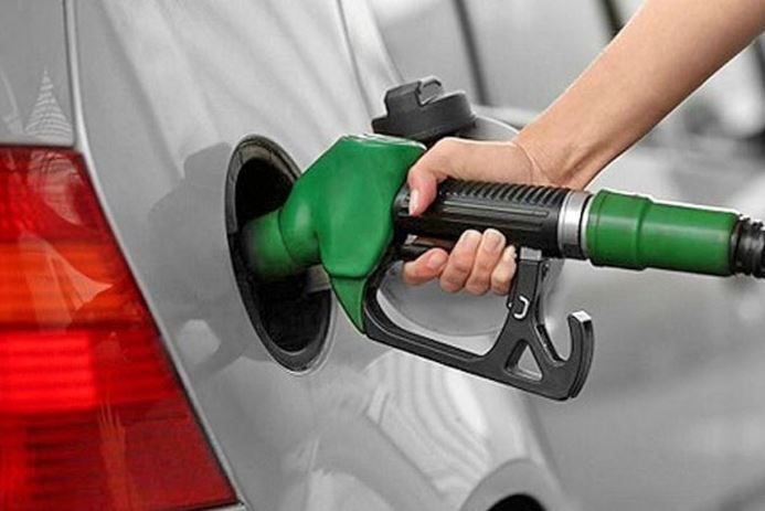 دو سناریوی احتمالی برای عرضه سوخت/ قیمت بنزین افزایش می‌یابد؟