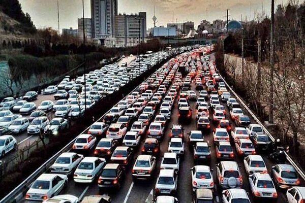 تردد از محور چالوس مسیر رفت و برگشت و آزادراه تهران - شمال تا اطلاع بعدی ممنوع است 