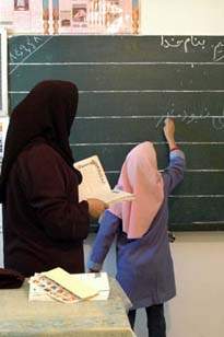 ایران رتبه چهاردهم سوادآموزی را در منطقه دارد