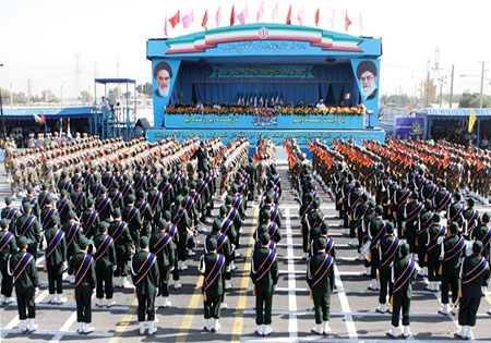 با حضور رئیس‌جمهور و فرماندهان ارشد نظامی؛

مراسم رژه ۳۱شهریور نیروهای مسلح جمهوری اسلامی ایران آغاز شد