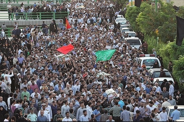 شهدای غواص با دستان بسته پیام دادند، شهدای گمنام با یک تکه استخوان